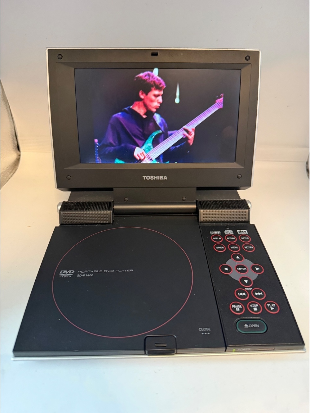 Toshiba SD-P1400 7" Portable DVD Player - Tested & Working Widescreen Retro